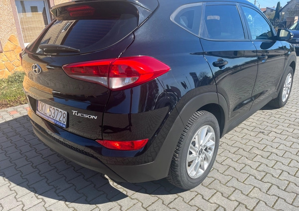 Hyundai Tucson cena 69900 przebieg: 143800, rok produkcji 2017 z Ulanów małe 232